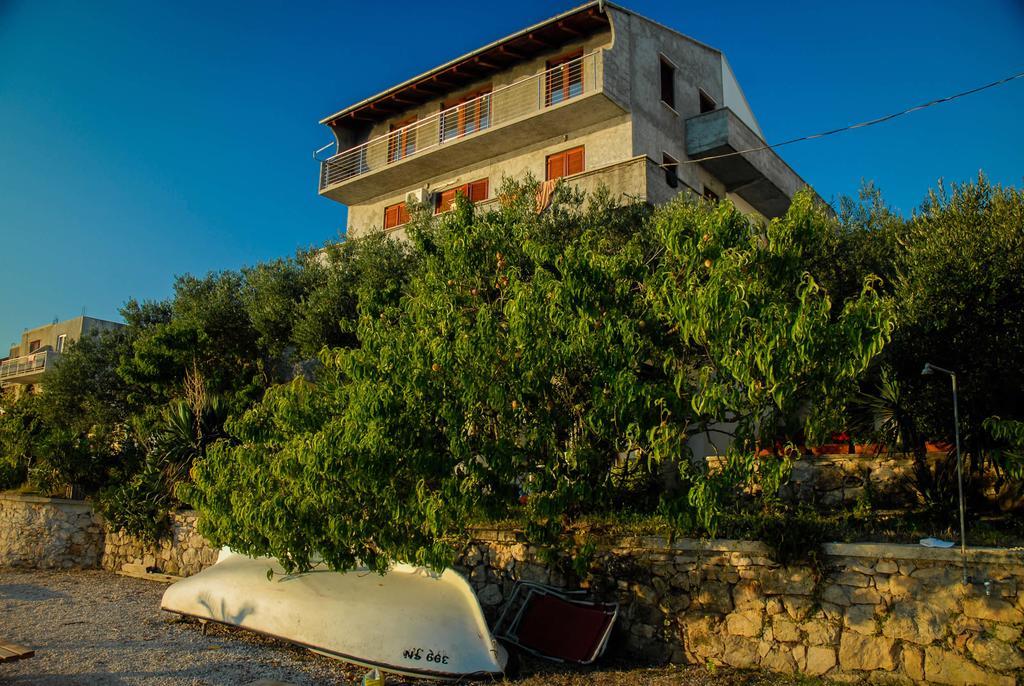 Apartments Adrialuka Dubrava  Exterior photo